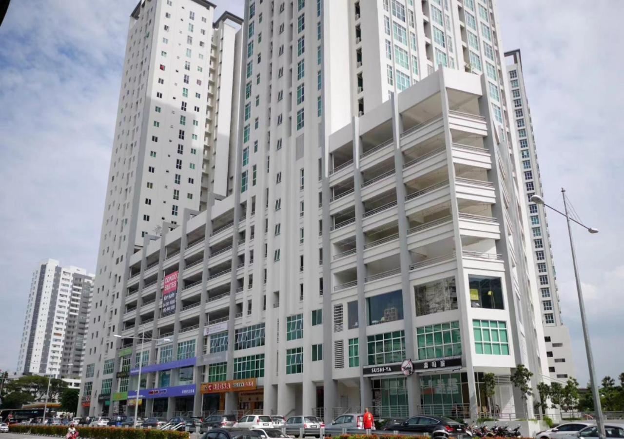 Penang Straits Garden Condominium Georgetown 外观 照片